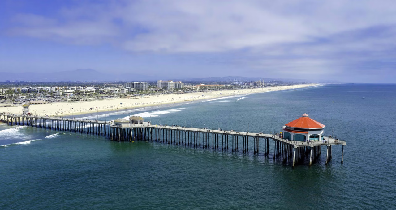 Huntington Beach Pier & Surf City USA