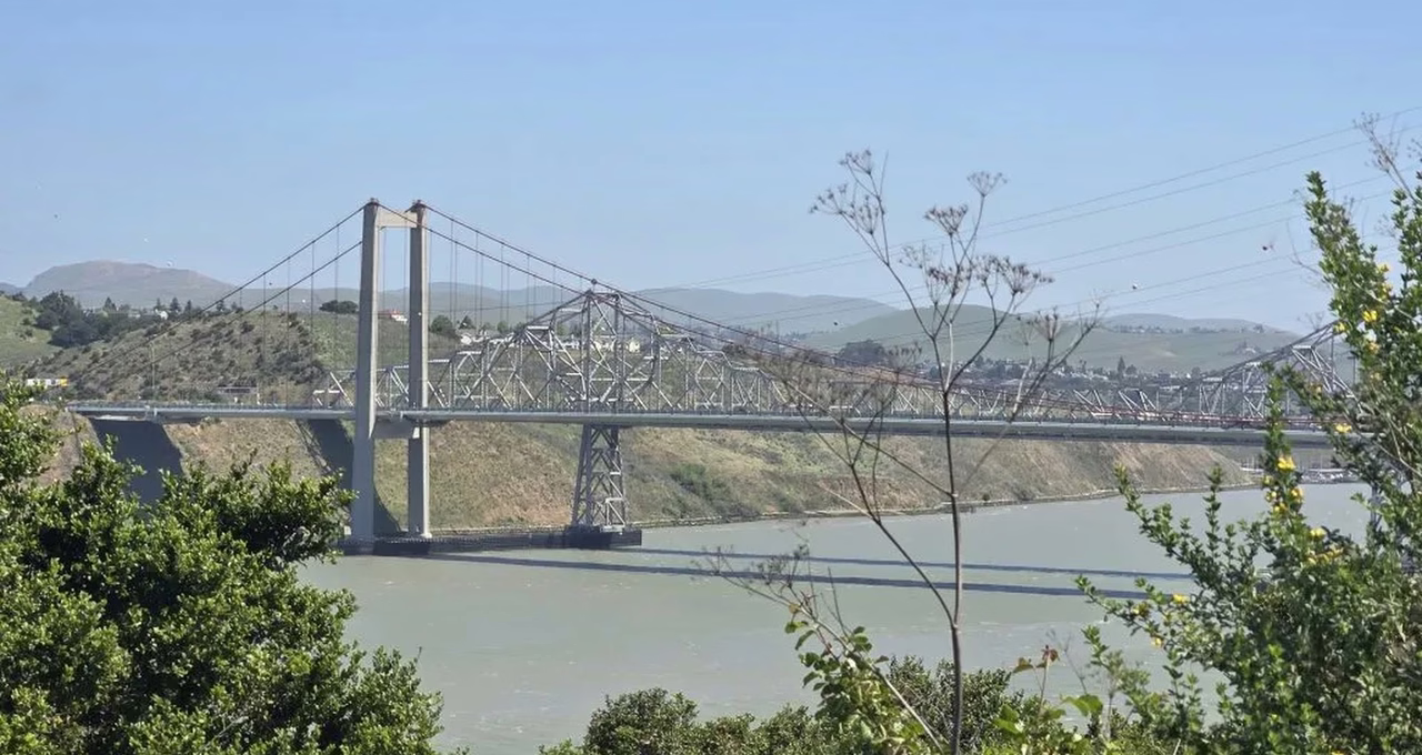 Vista Point, Crockett