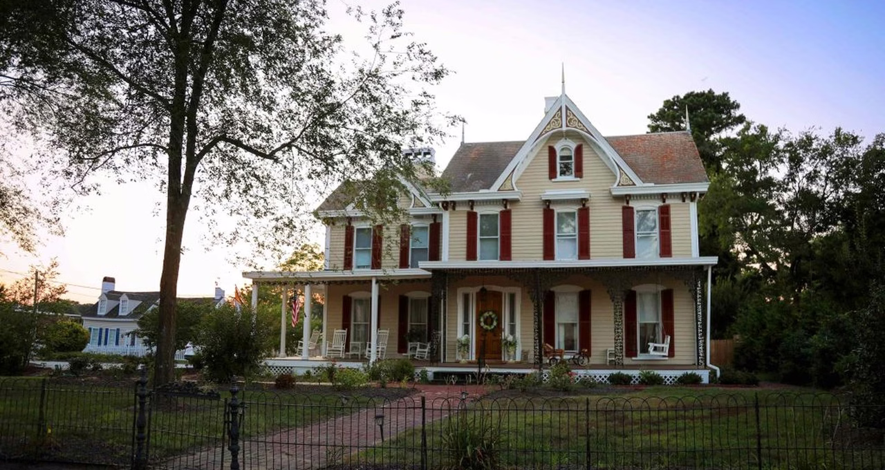 Cypress River Inn & Spa
