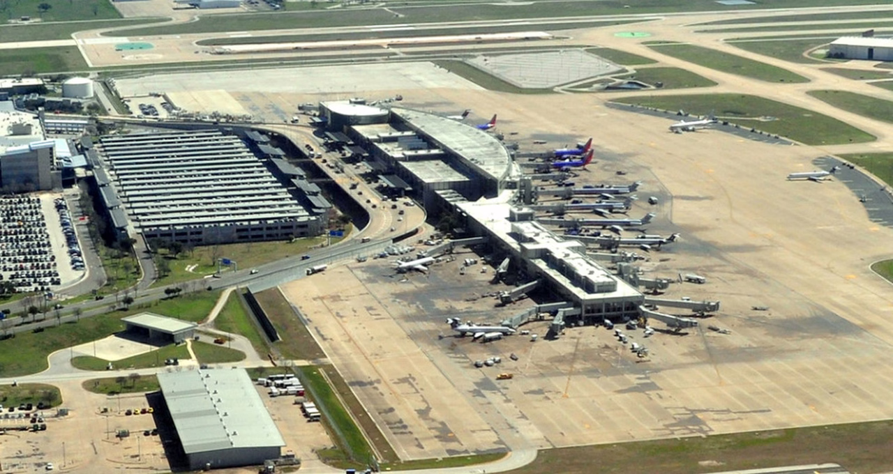 Austin-Bergstrom International Airport (AUS)