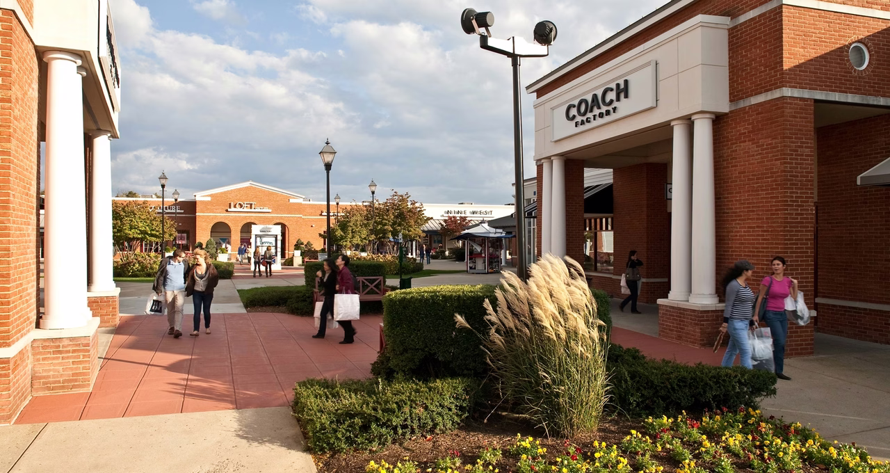 Leesburg Premium Outlets