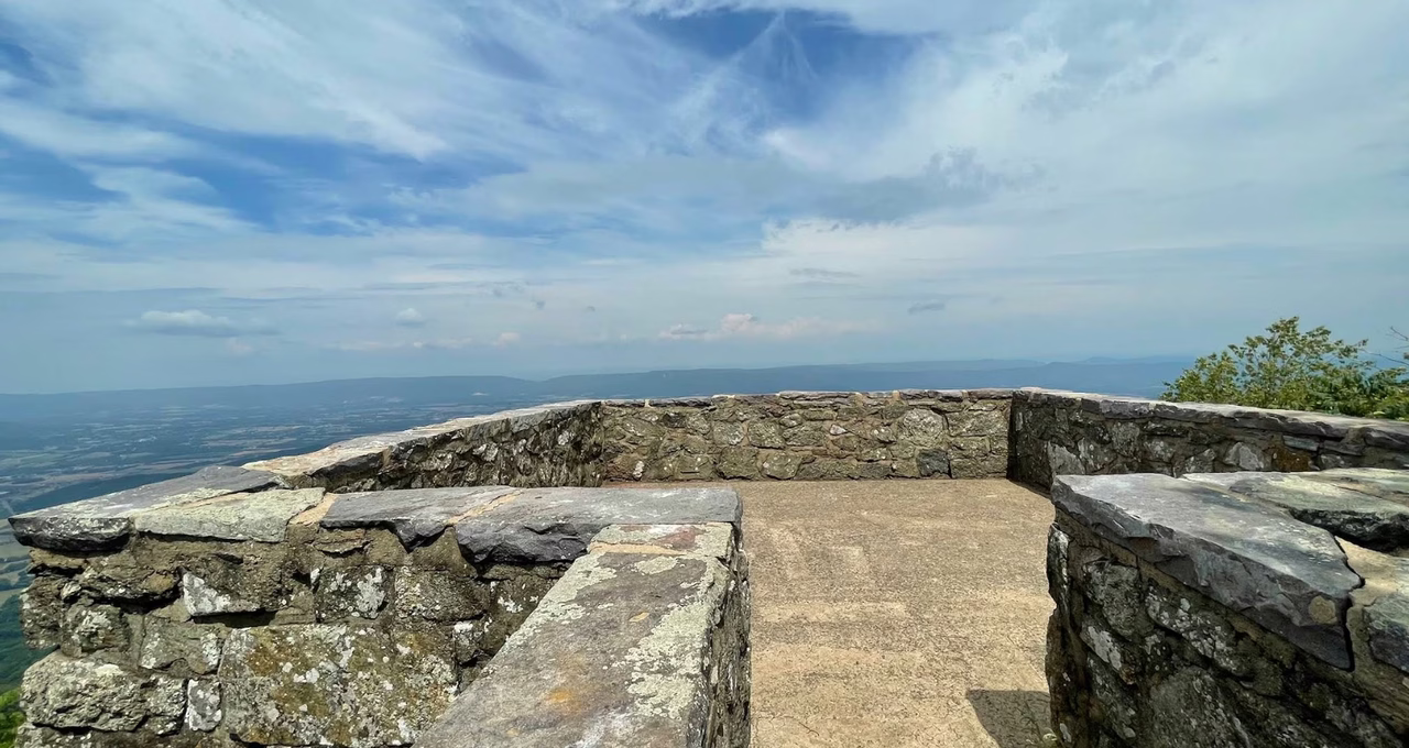 Millers Head Overlook