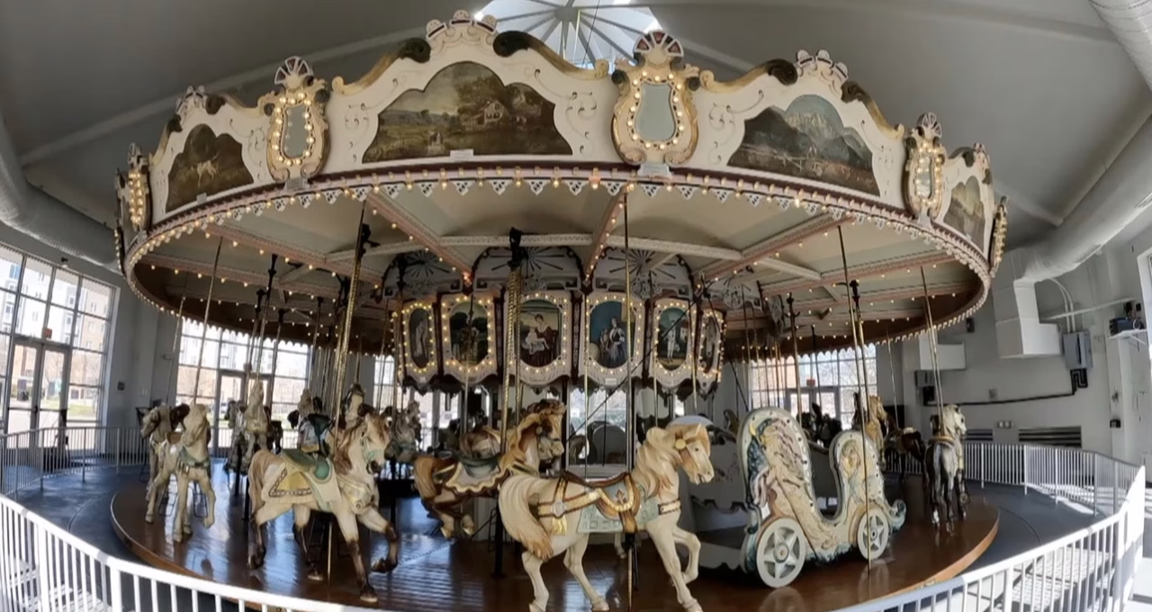 Hampton Carousel