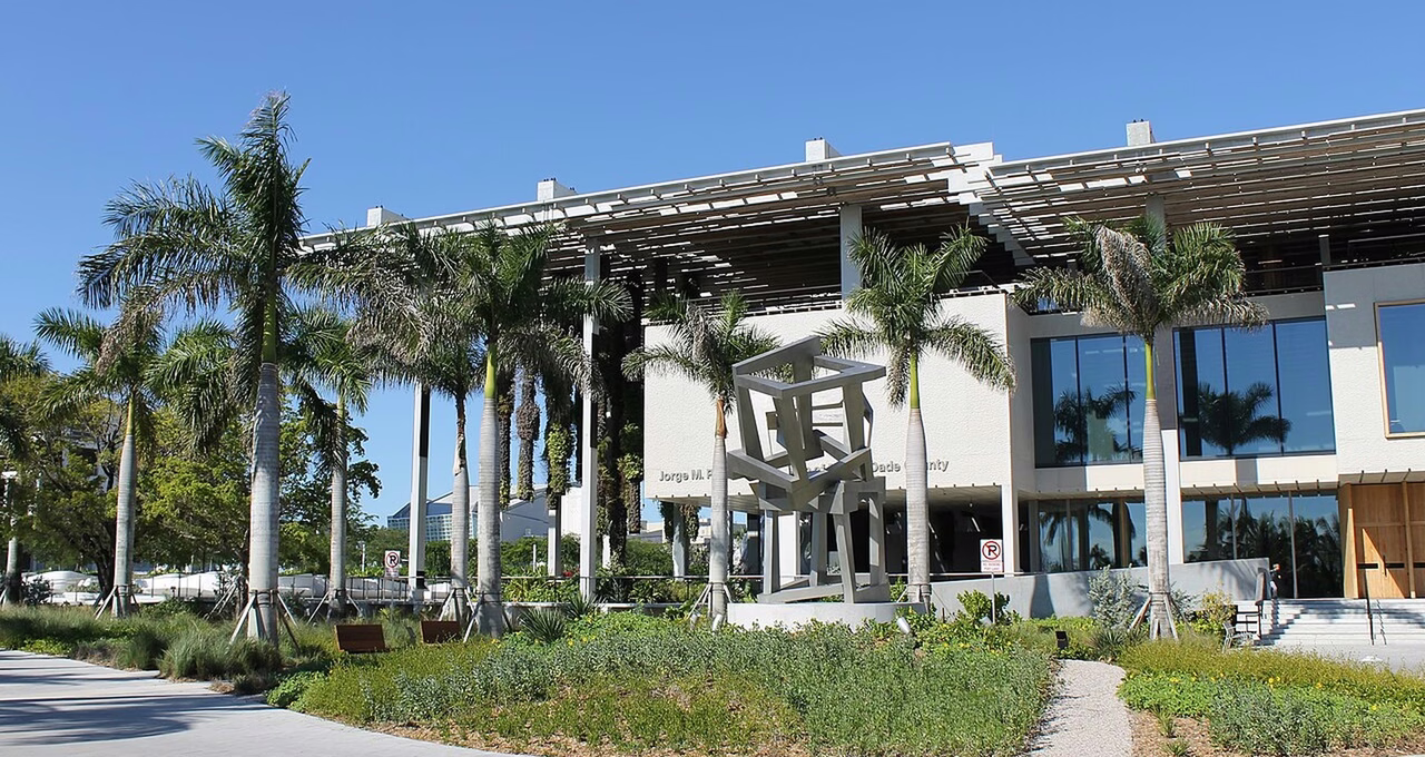 Pérez Art Museum Miami (PAMM)