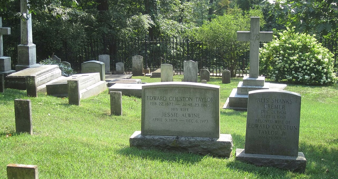Monticello Graveyard