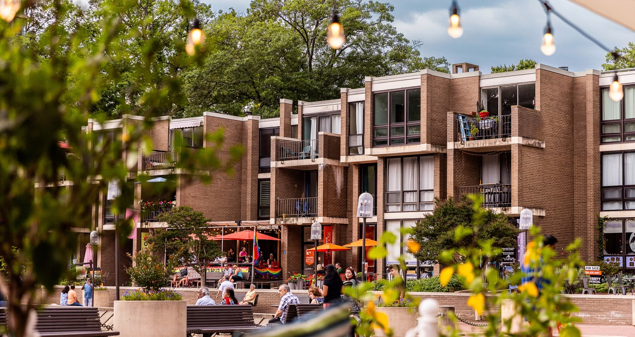 Lake Anne Plaza